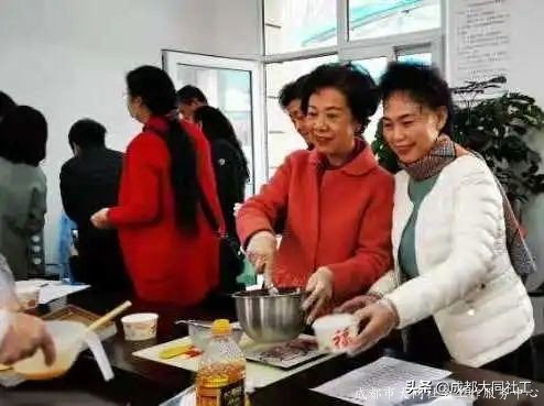 年终答卷│同享年华·康乐行，祝您安康喜乐