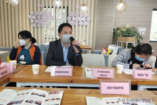 党建引领丨双小柏与你一起乘风破浪走过的2020