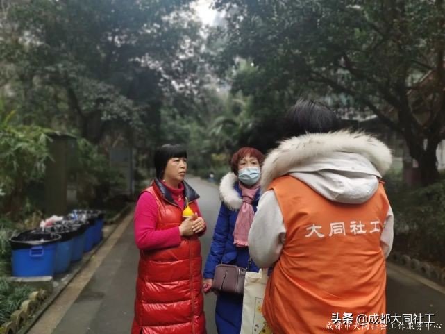「苏坡月报」将烦恼扔进旧背包，再出发