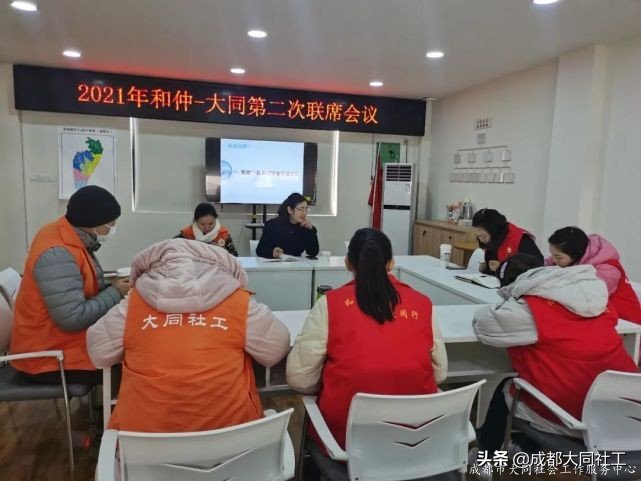 「苏坡月报」将烦恼扔进旧背包，再出发
