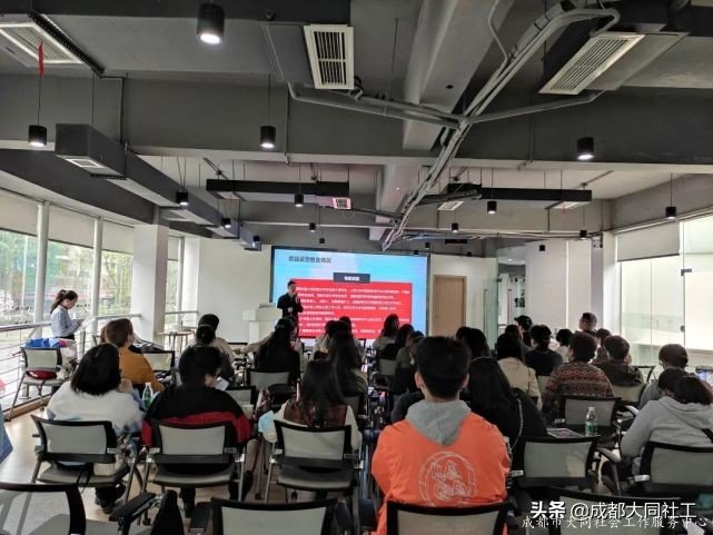 金牛区发展治理“百千万”工程2020年度优秀“微项目”路演