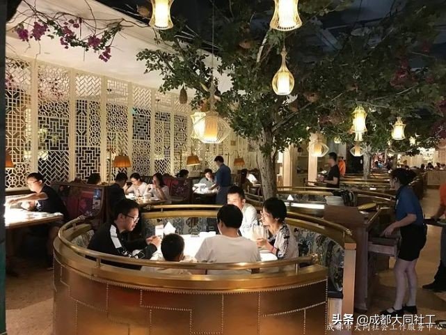 天府艺术公园片区“新科创、新消费、新服务”场景营造解读