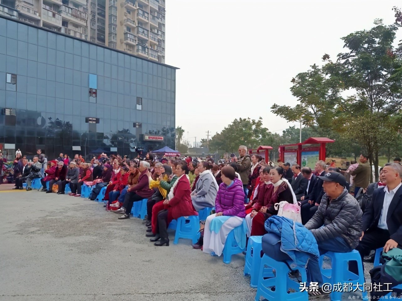 “音乐府河”社区文化场景营造-府河枼伯和合唱艺术团联谊演出