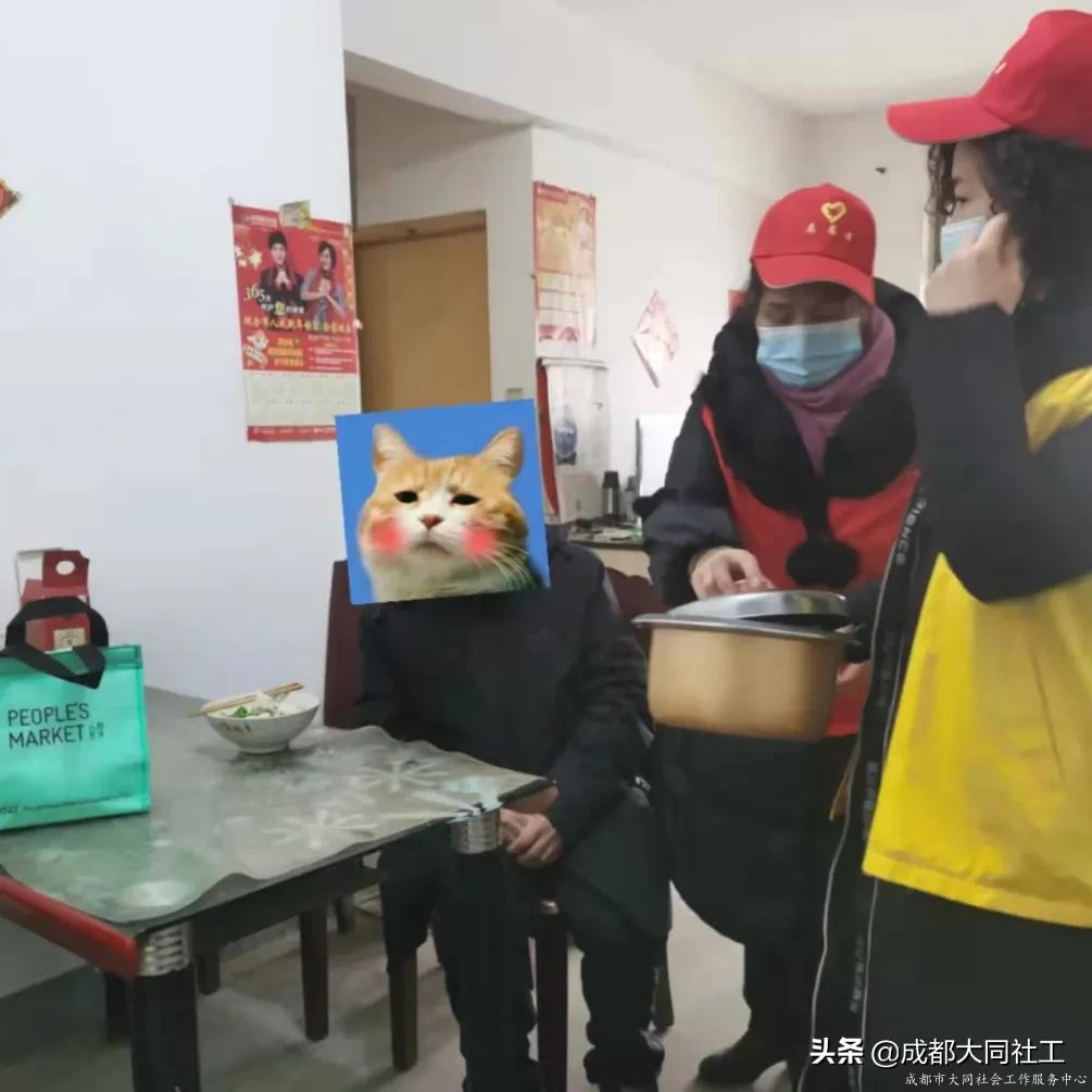 金牛社区府河新居社区开展爱心家庭送餐志愿服务活动