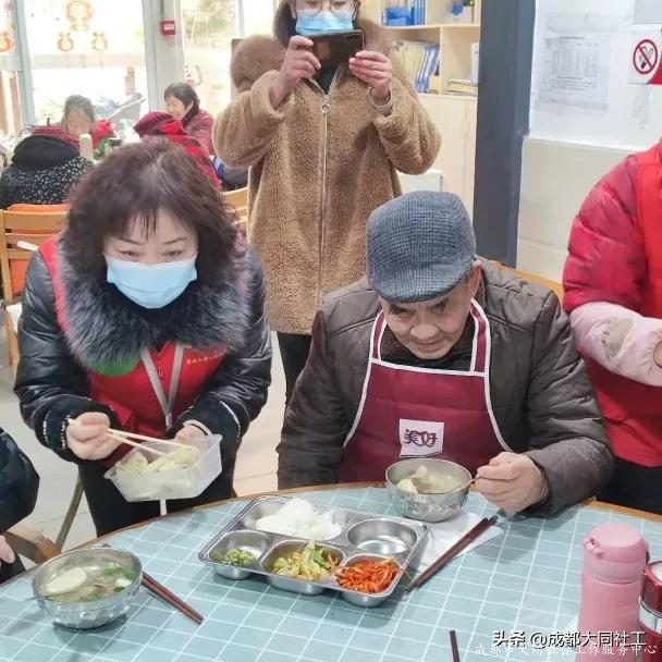 “银龄桂香，和谐共建”微队伍建设项目动员会