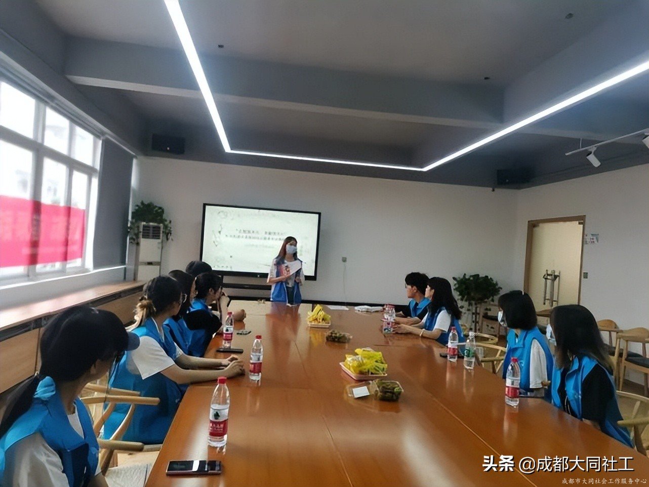 红光关爱站'志愿服务行 奉献我先行(二)”志愿者培训暨团建活动